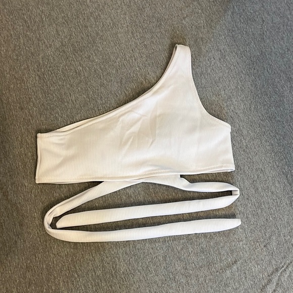 White swim top - Picture 1 of 1